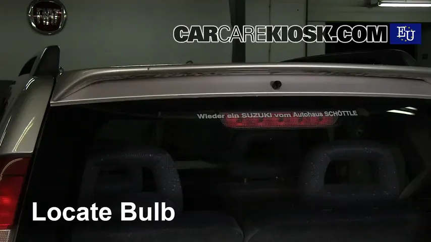 2001 Suzuki Ignis GL 1.3L 4 Cyl. Éclairage Feu de freinage central (remplacer l'ampoule)